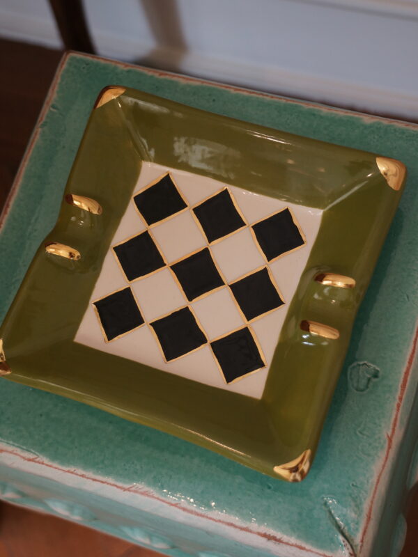 Cinzeiro | Checkered Olive