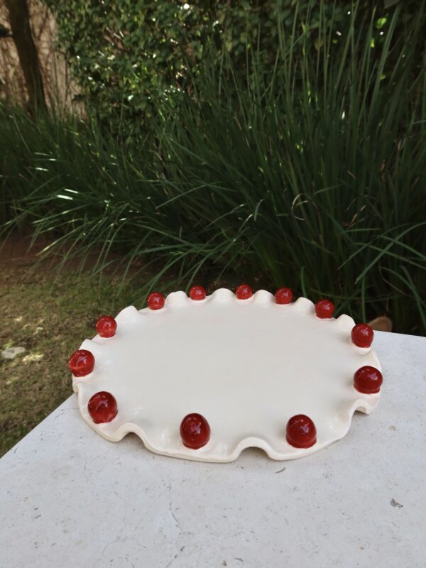 Travessa Ruffled | Cru & vermelho