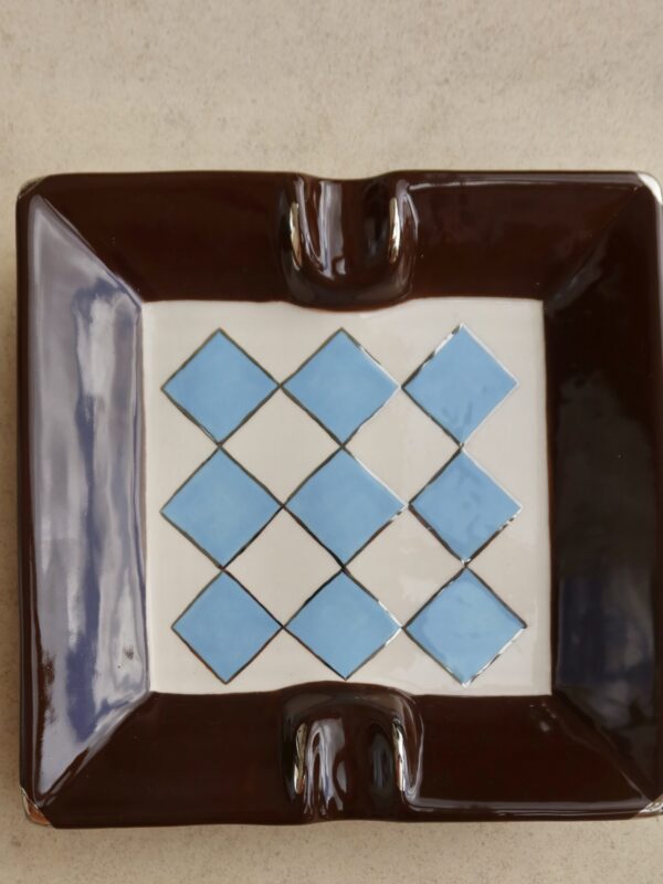 Cinzeiro | Checkered – Café & baby blue